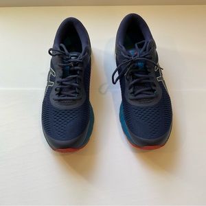 Asics  running tennis shoes